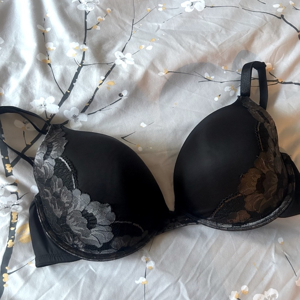 Bra 38DD
